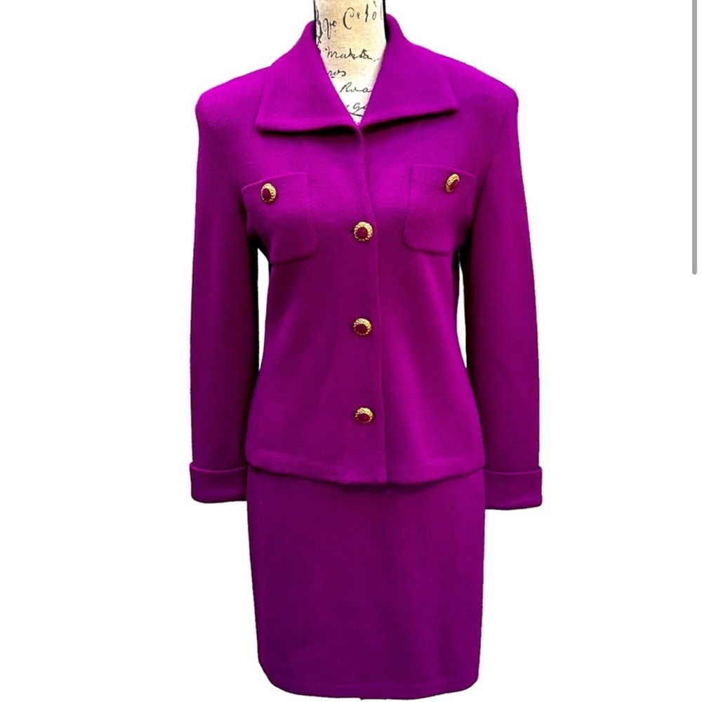 St John Magenta Knit Skirt Suit size 2